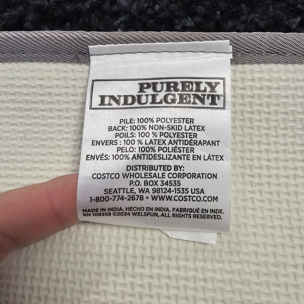 🛁 Purely Indulgent Gray Bath Mat - New!